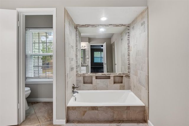 2402 Oak Shores Drive, Houston, TX 77339