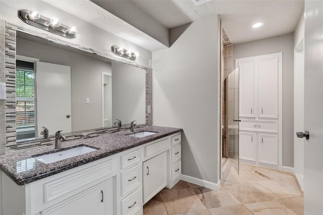 2402 Oak Shores Drive, Houston, TX 77339