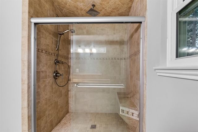 2402 Oak Shores Drive, Houston, TX 77339