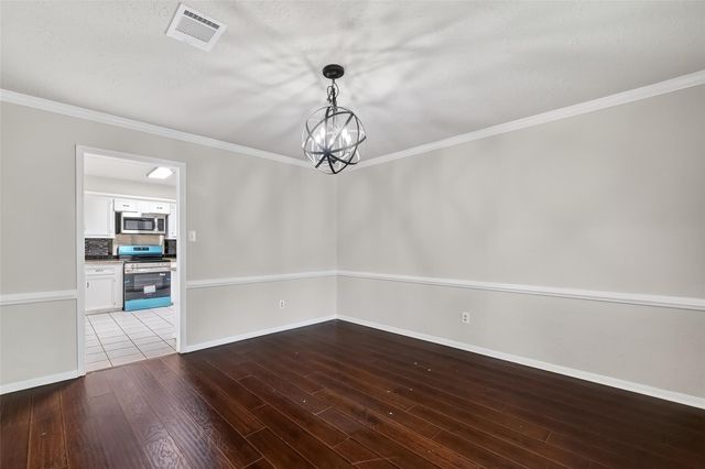 2402 Oak Shores Drive, Houston, TX 77339