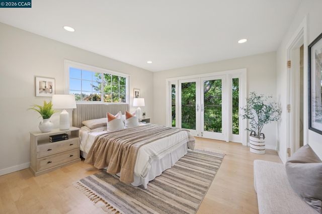 145 Danefield Pl, Moraga, CA 94556