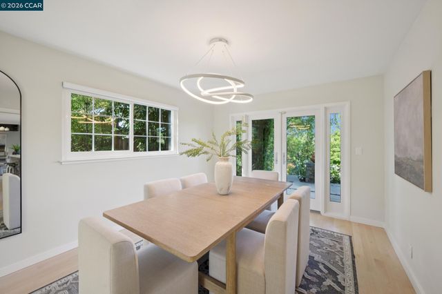 145 Danefield Pl, Moraga, CA 94556