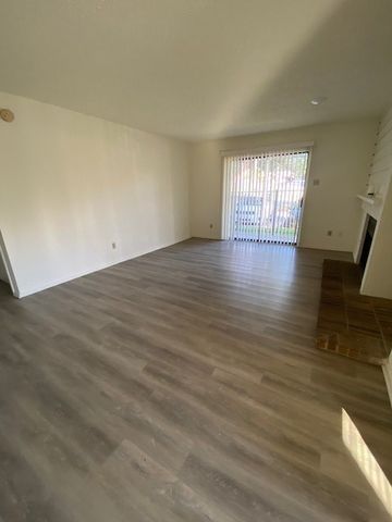 8109 Skillman Street 1012, Dallas, TX 75231