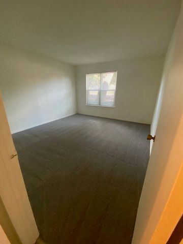 8109 Skillman Street 1012, Dallas, TX 75231