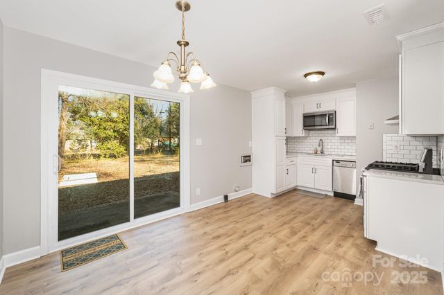 4209 Donnybrook Place, Charlotte, NC 28205