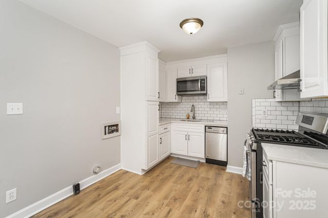 4209 Donnybrook Place, Charlotte, NC 28205