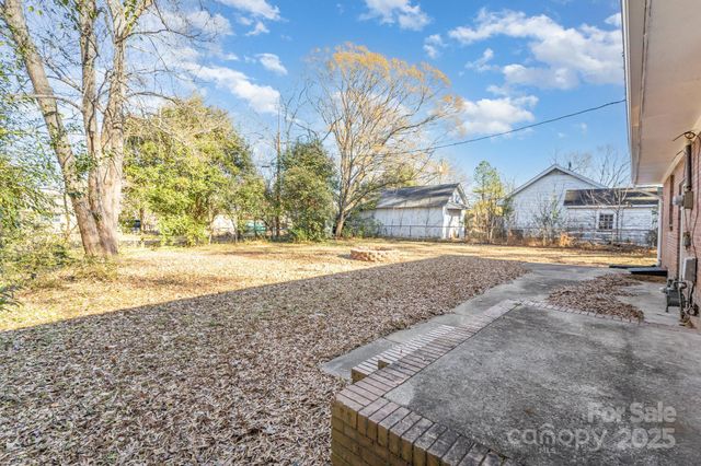 4209 Donnybrook Place, Charlotte, NC 28205