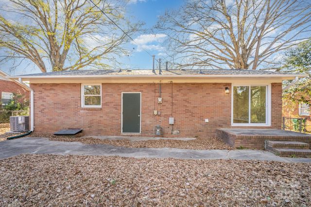 4209 Donnybrook Place, Charlotte, NC 28205