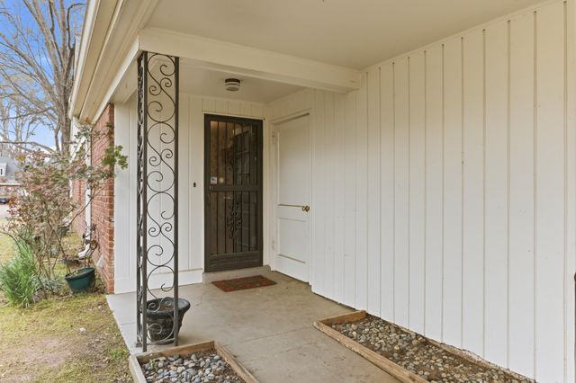 7527 PARKER CIR, Germantown, TN 38138