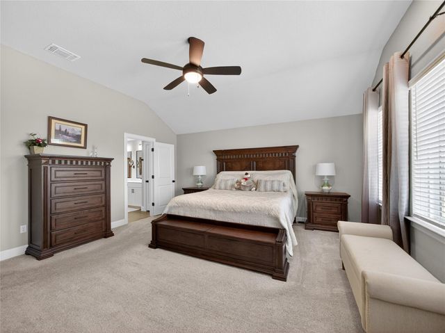 107 Freeman Day DR, Bastrop, TX 78602