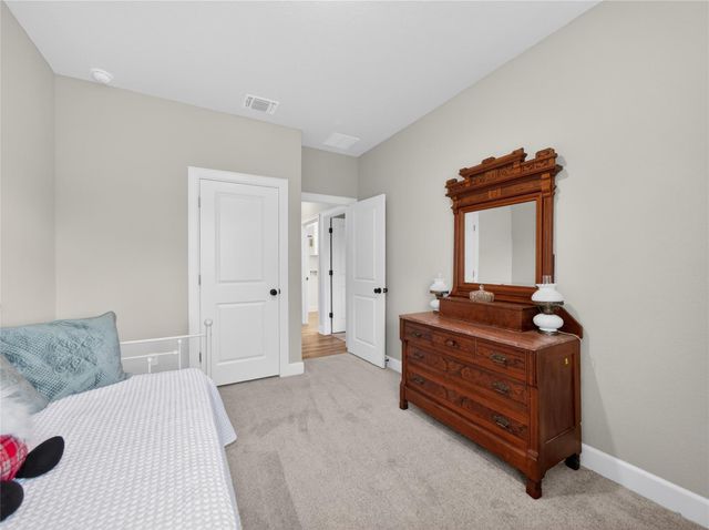 107 Freeman Day DR, Bastrop, TX 78602
