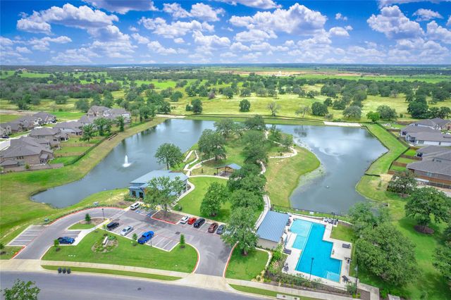 107 Freeman Day DR, Bastrop, TX 78602
