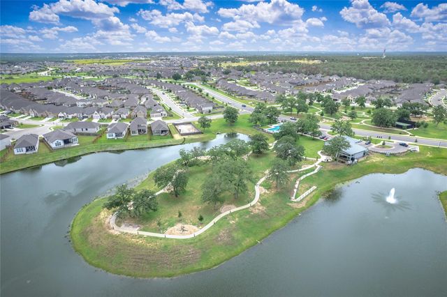 107 Freeman Day DR, Bastrop, TX 78602
