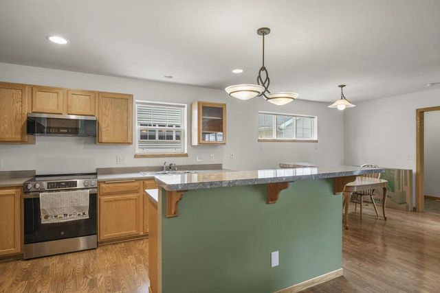 1565 Okeeffe Avenue, Sun Prairie, WI 53590