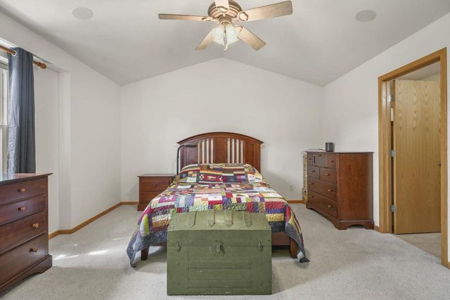 1565 Okeeffe Avenue, Sun Prairie, WI 53590
