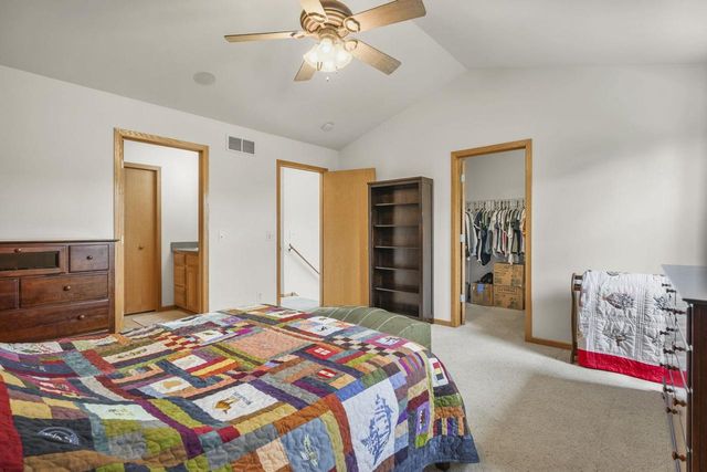 1565 Okeeffe Avenue, Sun Prairie, WI 53590