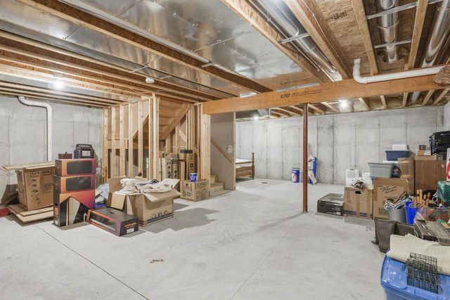 1565 Okeeffe Avenue, Sun Prairie, WI 53590