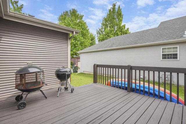 1565 Okeeffe Avenue, Sun Prairie, WI 53590