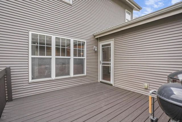 1565 Okeeffe Avenue, Sun Prairie, WI 53590