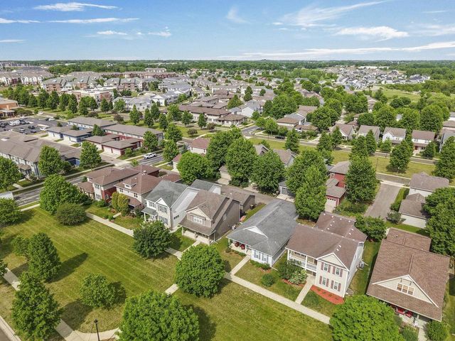 1565 Okeeffe Avenue, Sun Prairie, WI 53590