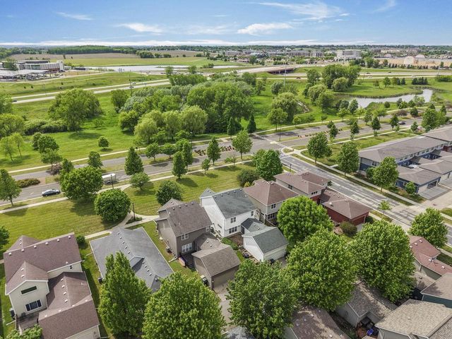 1565 Okeeffe Avenue, Sun Prairie, WI 53590