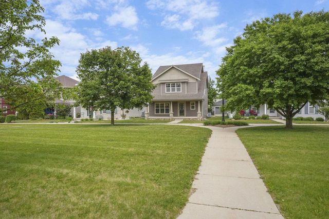 1565 Okeeffe Avenue, Sun Prairie, WI 53590