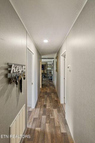 437 Happy Hollow Rd, Madisonville, TN 37354