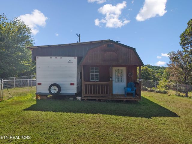 437 Happy Hollow Rd, Madisonville, TN 37354