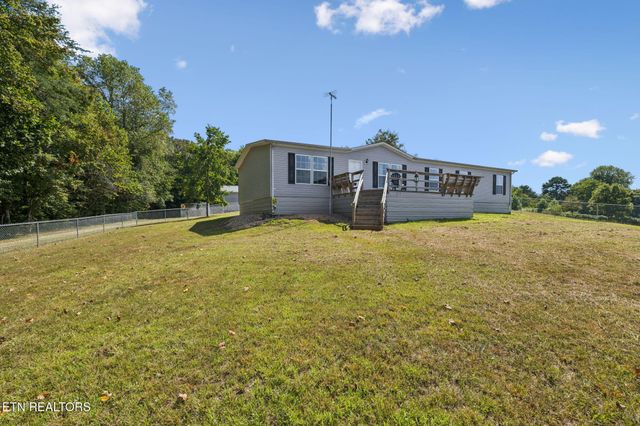 437 Happy Hollow Rd, Madisonville, TN 37354