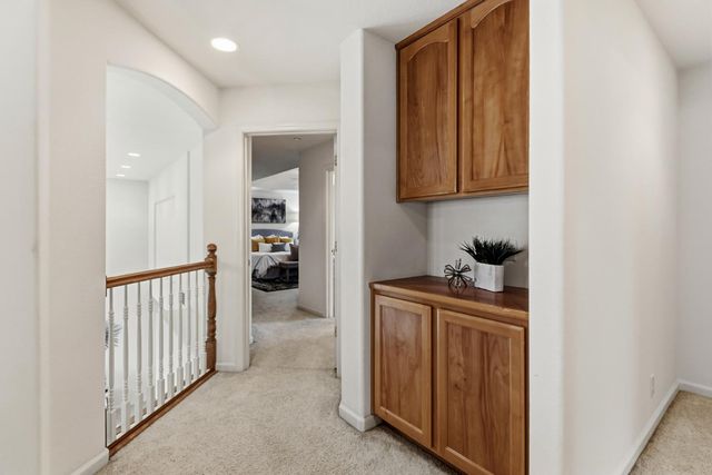 5540 Tierra Gardens Ln, Carmichael, CA 95608