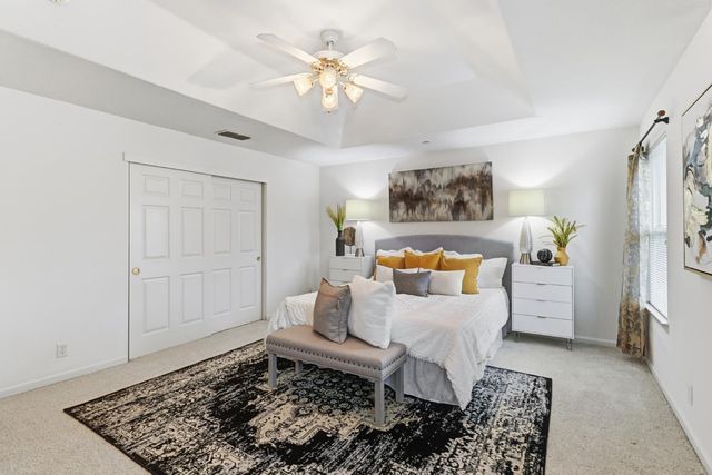 5540 Tierra Gardens Ln, Carmichael, CA 95608