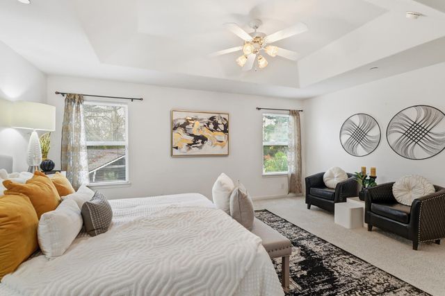 5540 Tierra Gardens Ln, Carmichael, CA 95608