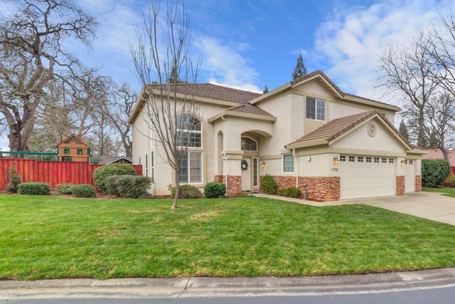 5540 Tierra Gardens Ln, Carmichael, CA 95608