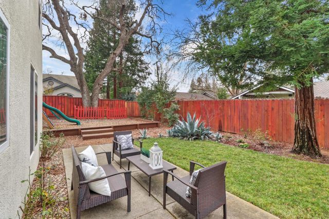 5540 Tierra Gardens Ln, Carmichael, CA 95608