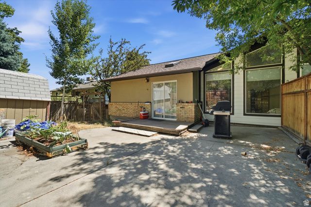 655 MOHAWK AVE, Pleasant Grove, UT 84062