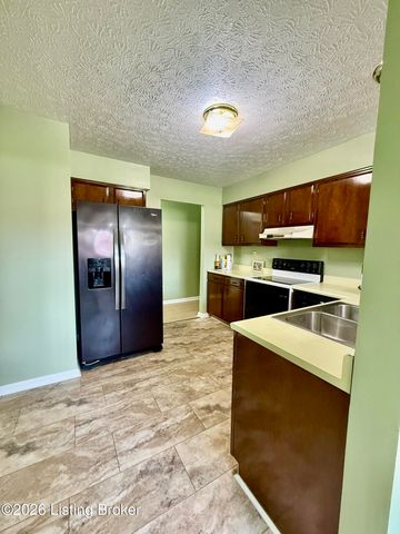 1047 Red Bird Ct, Shelbyville, KY 40065