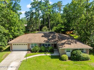 5013 BRIERWOOD Court, Jacksonville, FL 32217