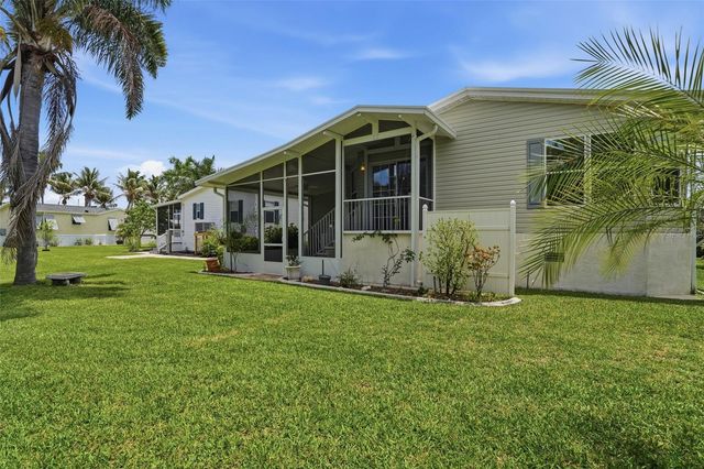 19 HOLLAND DRIVE, Punta Gorda, FL 33950