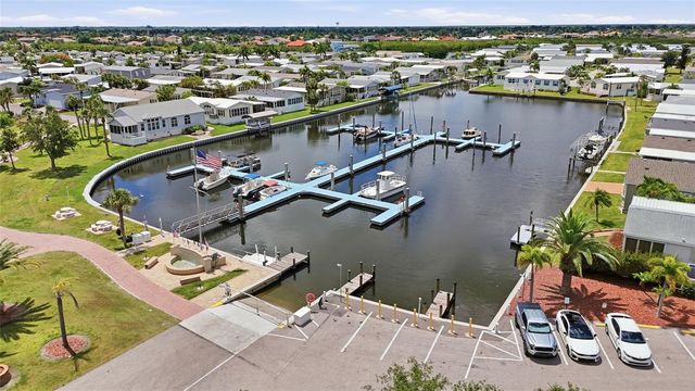 19 HOLLAND DRIVE, Punta Gorda, FL 33950