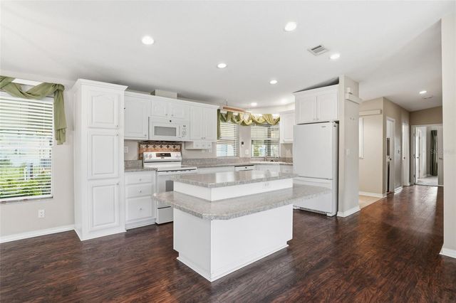 19 HOLLAND DRIVE, Punta Gorda, FL 33950