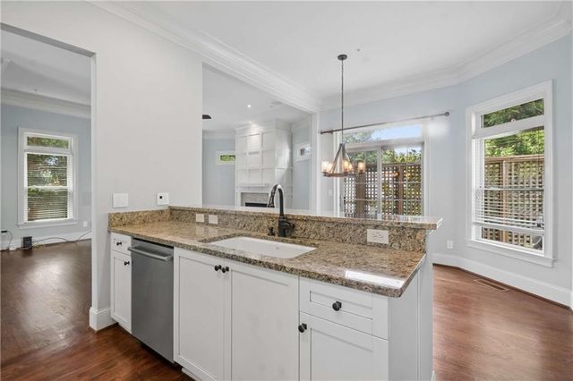 1928 Saxon Valley Circle NE, Atlanta, GA 30319