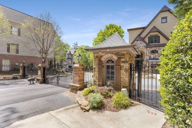 1928 Saxon Valley Circle NE, Atlanta, GA 30319