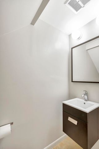 309 St Charles Court, Charleston, SC 29407