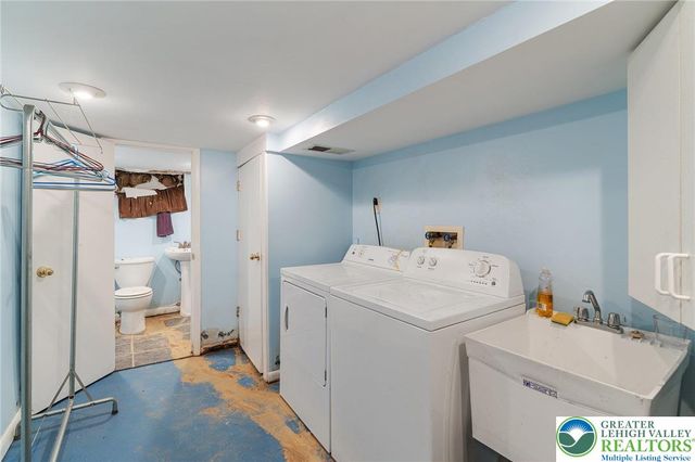 36 North Church Street, Robesonia Boro, PA 19551