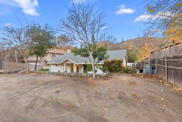 933 Silverbrook Drive, El Cajon, CA 92019