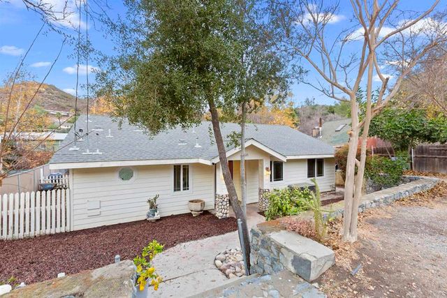 933 Silverbrook Drive, El Cajon, CA 92019