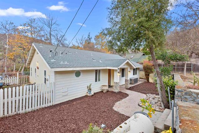 933 Silverbrook Drive, El Cajon, CA 92019
