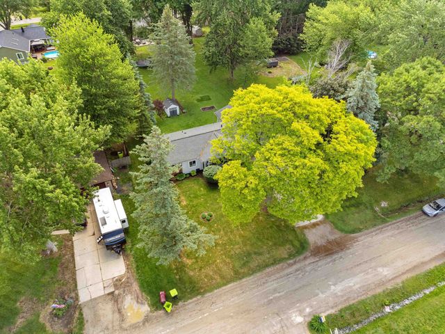 38350 Long Street, Harrison Twp, MI 48045