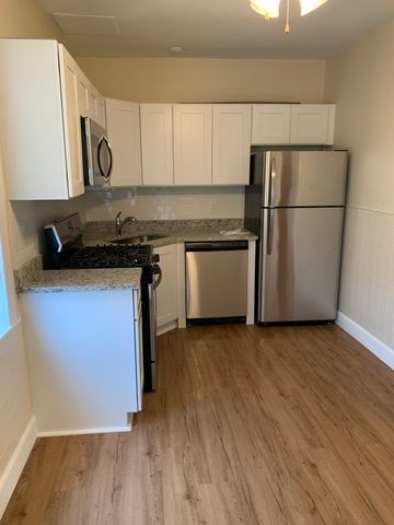5056 W Henderson Street 2E, Chicago, IL 60641