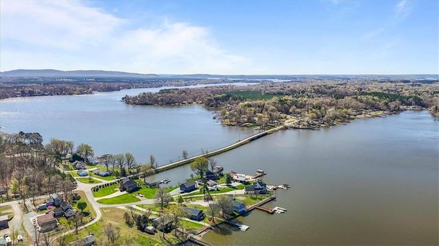 688 Beech Drive, Lexington, NC 27292